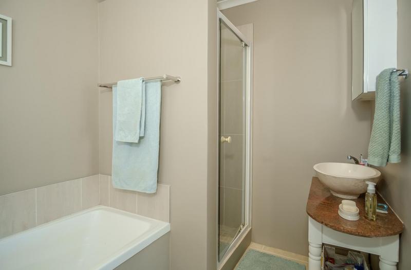 3 Bedroom Property for Sale in Marina Da Gama Western Cape